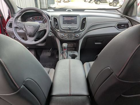 Used 2022 Chevrolet Equinox RS AWD/4WD image 4