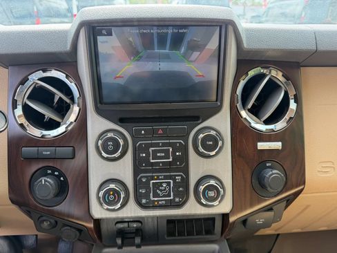 Used 2015 Ford F350 Lariat w/ Lariat Ultimate Package AWD/4WD image 11