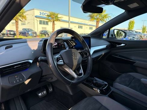 Used 2021 Volkswagen ID.4 Pro AWD/4WD image 10