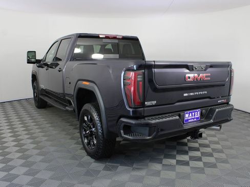 New 2026 GMC Sierra 2500 AT4 w/ AT4 Premium Plus Package AWD/4WD image 28