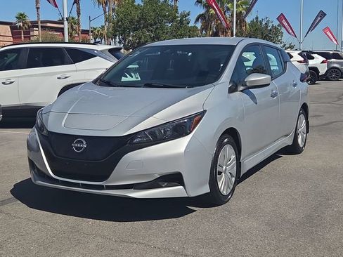 Certified 2025 Nissan Leaf S FWD image 2