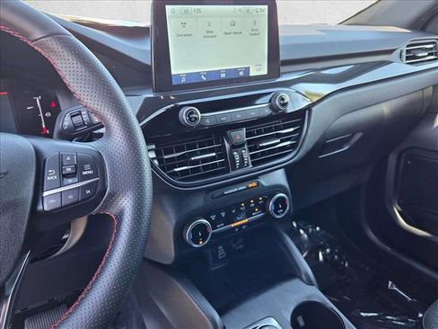 Used 2025 Ford Escape ST-Line image 14