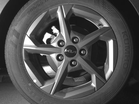 Used 2025 Kia K4 LXS image 15