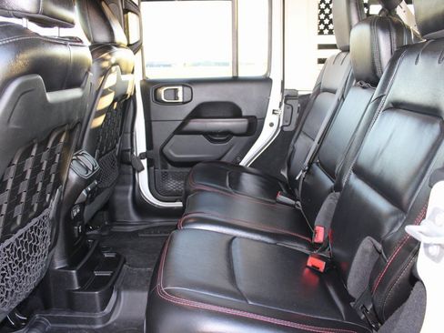 Used 2020 Jeep Wrangler Unlimited Rubicon w/ LED Lighting Group image 26