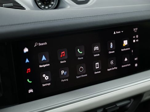 New 2025 Porsche Cayenne Coupe image 40