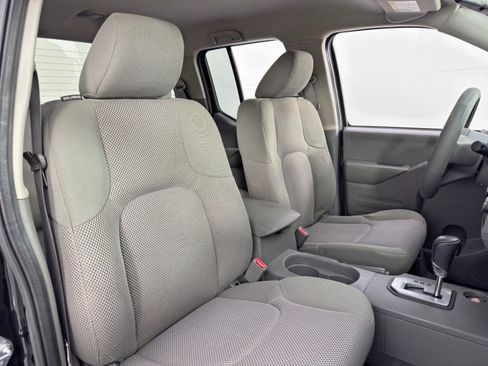 Used 2021 Nissan Frontier S image 29