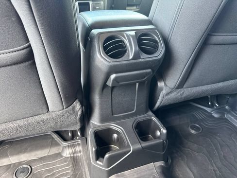 Used 2023 Jeep Wrangler Unlimited Sport AWD/4WD image 22