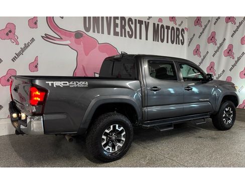 Used 2019 Toyota Tacoma TRD Off-Road image 11