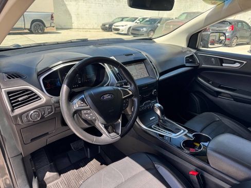 Used 2018 Ford Edge SEL w/ Equipment Group 201A AWD/4WD image 12