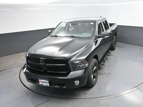 Used 2018 RAM 1500 Big Horn AWD/4WD image 34