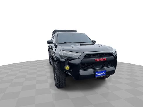 Used 2020 Toyota 4Runner Venture w/ Moonroof Package AWD/4WD image 2