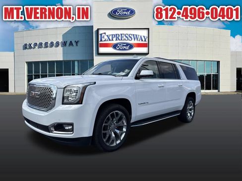 Used 2018 GMC Yukon XL SLT AWD/4WD image 1