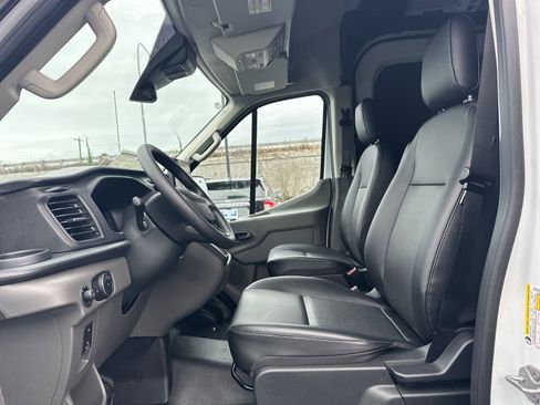 New 2026 Ford Transit 250 148 Medium Roof w/ Load Area Protection Package image 10