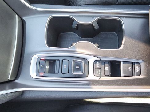 Used 2022 Honda Accord Sport image 23