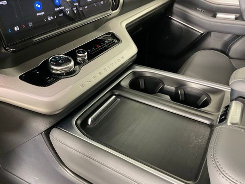 New 2026 Ford Expedition Max Active image 20