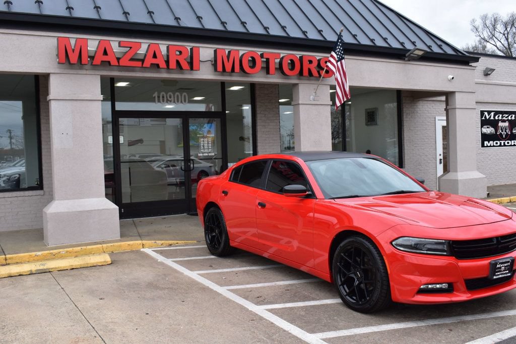 Used 2020 Dodge Charger SXT w/ Driver Convenience Group RWD image 9