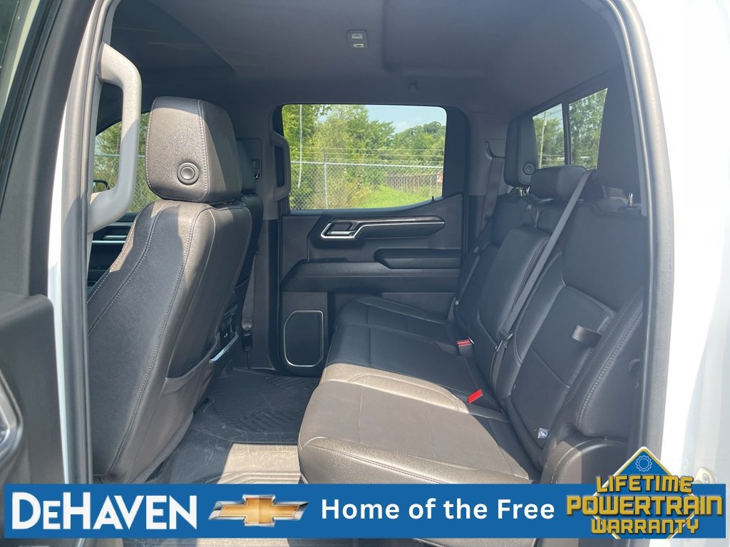 Used 2025 Chevrolet Silverado 1500 LTZ AWD/4WD image 26