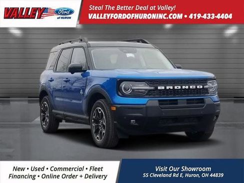 New 2025 Ford Bronco Sport Outer Banks w/ Outer Banks Tech Package+ AWD/4WD image 1