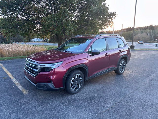Used 2025 Subaru Forester Limited AWD/4WD image 7