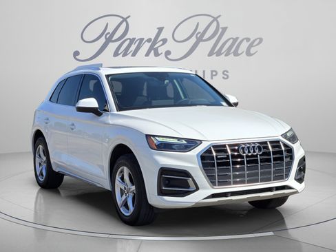 Used 2023 Audi Q5 2.0T Premium w/ Convenience Package AWD/4WD image 8