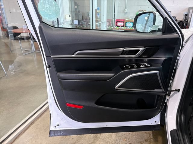 Certified 2024 Kia Telluride S AWD/4WD image 17