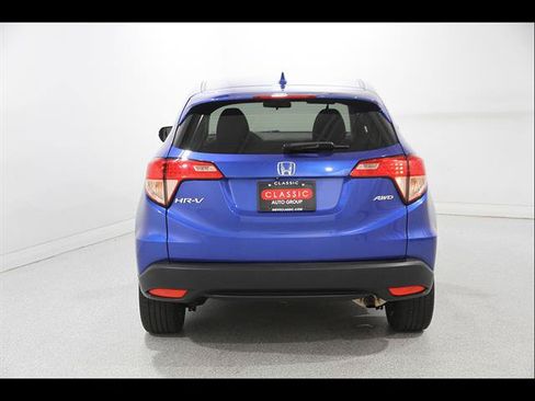Used 2018 Honda HR-V EX image 18