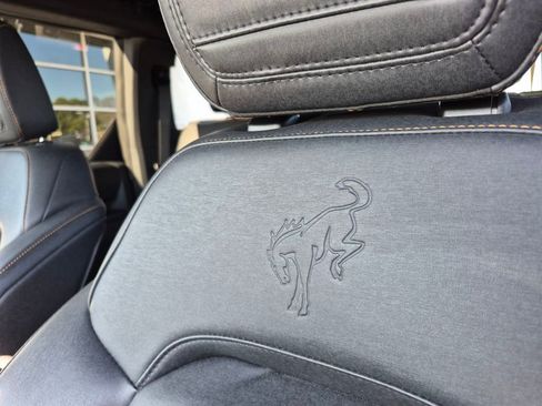 Used 2024 Ford Bronco Badlands image 13