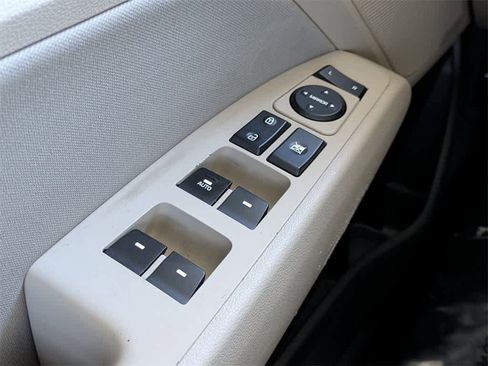 Used 2020 Hyundai Elantra Value Edition w/ Cargo Package (C1) image 25