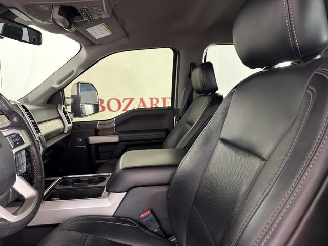 Used 2019 Ford F250 Lariat w/ Lariat Ultimate Package AWD/4WD image 23