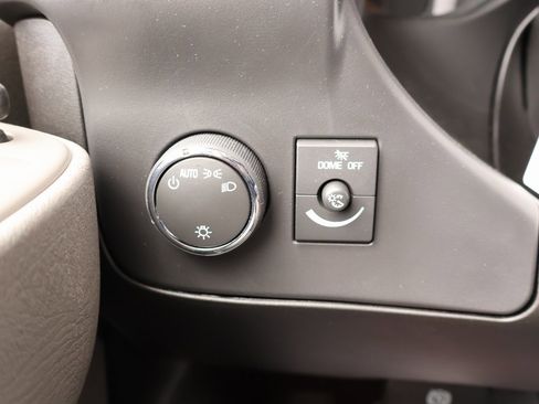 New 2025 GMC Savana 2500 Work Van w/ Enhanced Convenience Package image 12