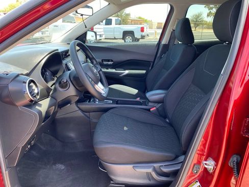 Used 2023 Nissan Kicks SV FWD image 22