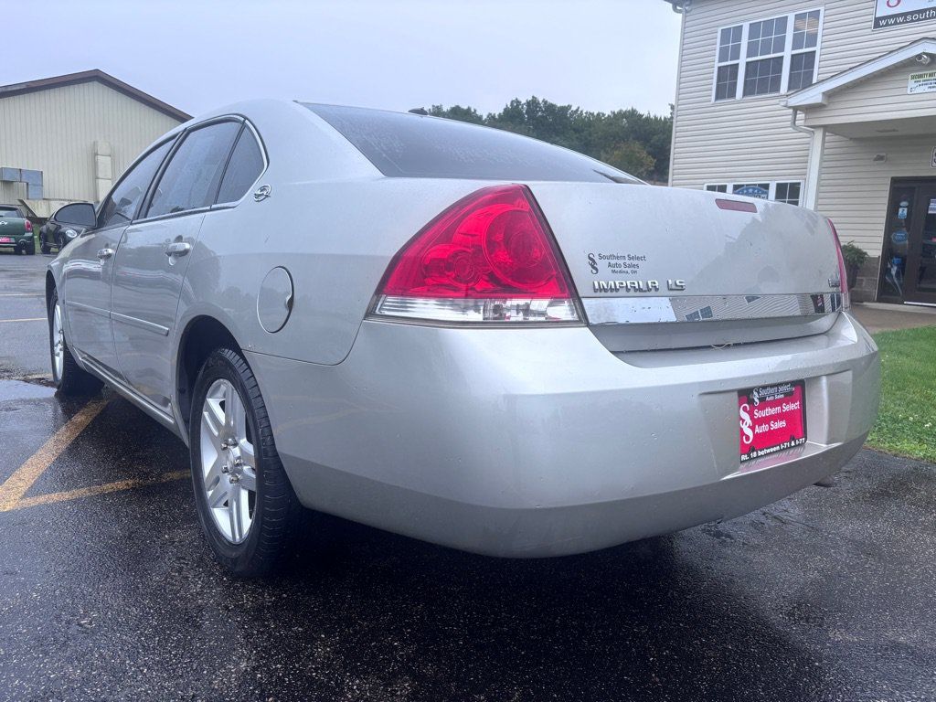 Used 2007 Chevrolet Impala LT FWD image 8