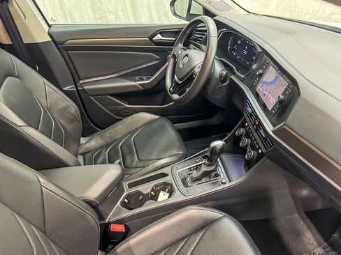 Used 2021 Volkswagen Jetta SEL Premium image 28