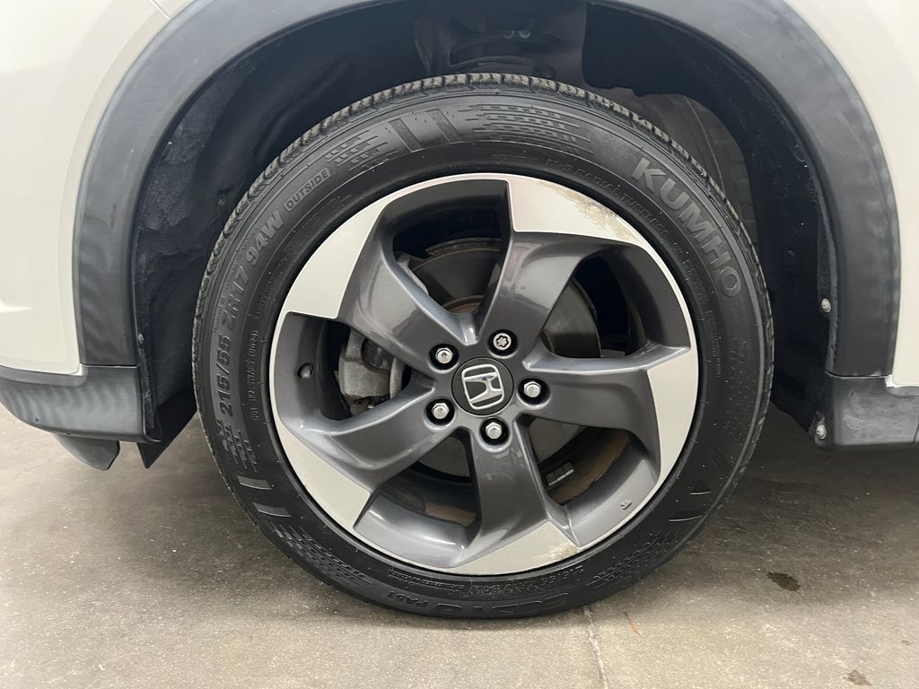 Used 2018 Honda HR-V EX-L image 29