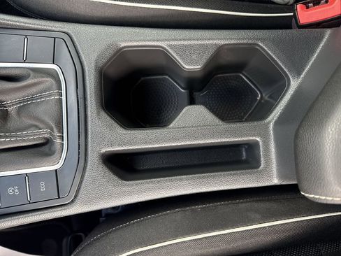 Used 2024 Volkswagen Jetta Sport image 32