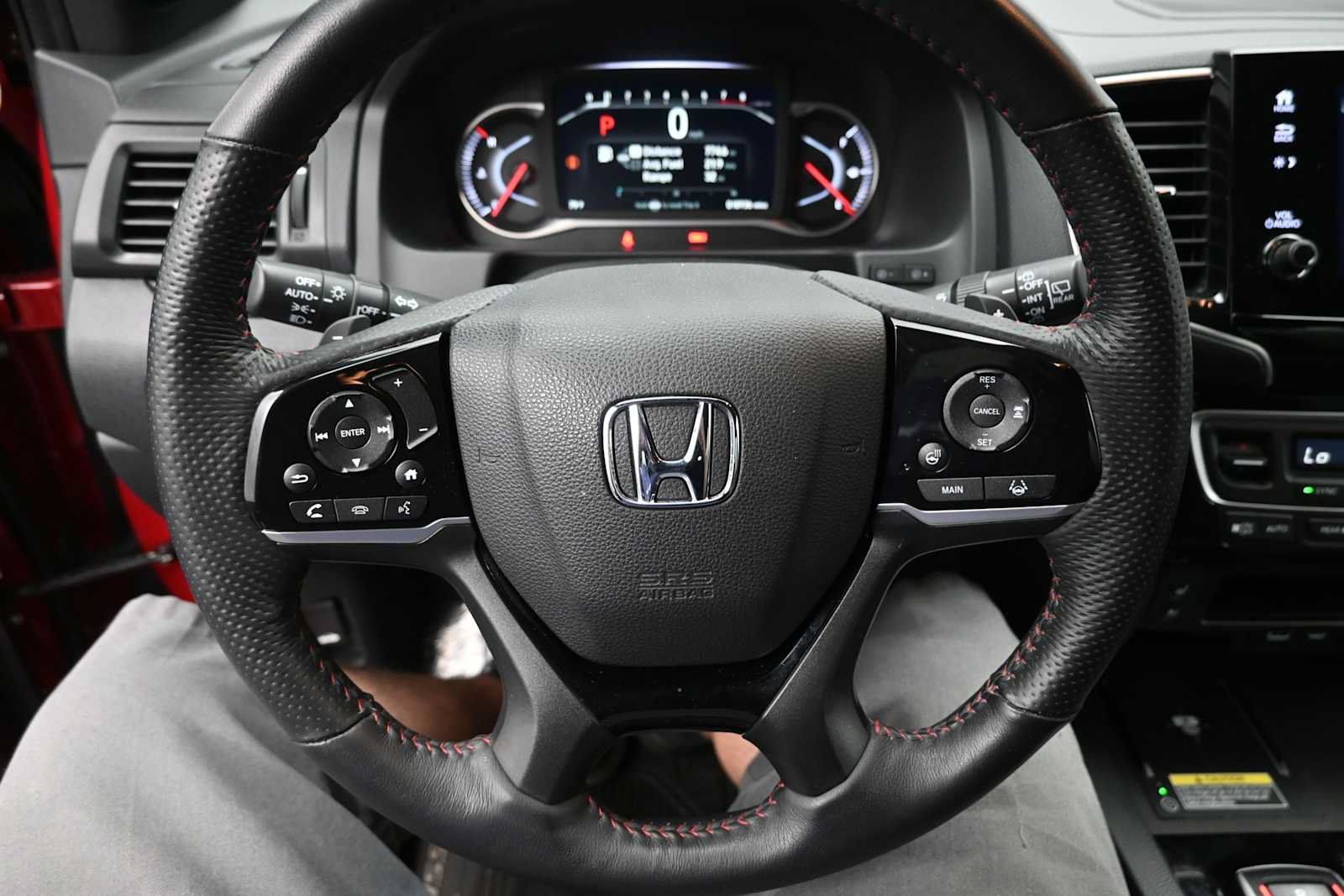 Used 2024 Honda Passport Black Edition image 16