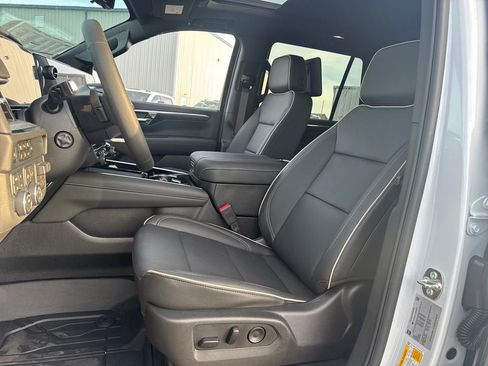 New 2026 Chevrolet Tahoe Premier AWD/4WD image 15