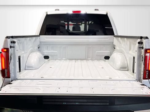 Used 2025 Ford F150 Lariat w/ Equipment Group 502A High AWD/4WD image 27