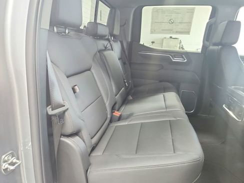 New 2026 GMC Sierra 1500 SLT image 42