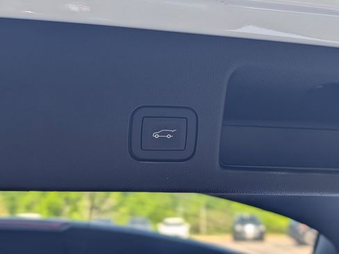 Used 2024 Chevrolet Equinox EV LT w/ LPO, Blackout Package image 19