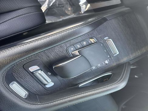 Certified 2022 Mercedes-Benz GLS 450 4MATIC image 27