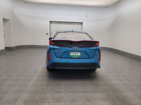 Used 2017 Toyota Prius Prime Plus w/ Carpet Mat Package FWD image 6