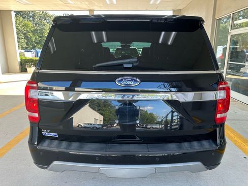 Certified 2019 Ford Expedition XLT w/ Equipment Group 202A AWD/4WD image 11