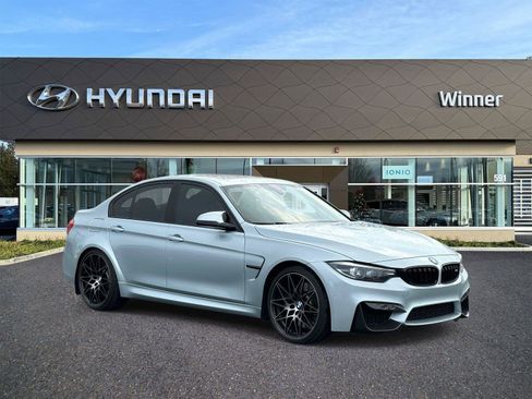 Used 2018 BMW M3 RWD image 5