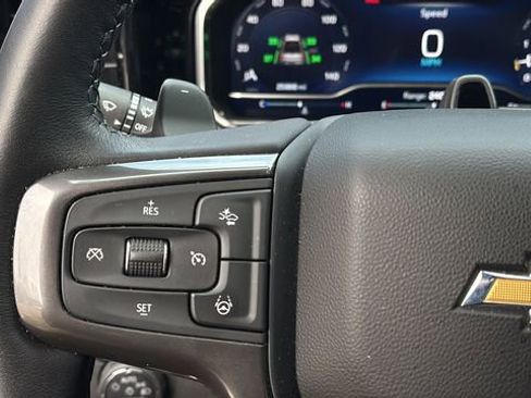 Used 2025 Chevrolet Silverado 1500 High Country image 20