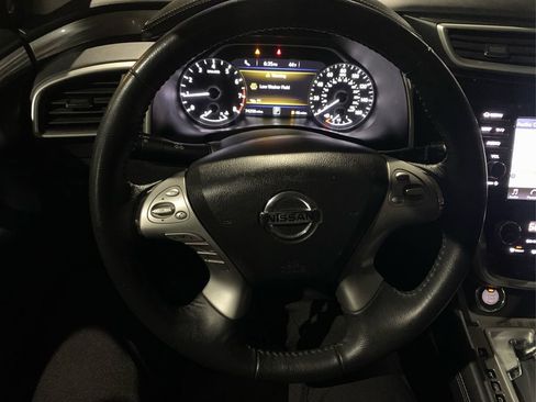 Used 2018 Nissan Murano SV w/ Cargo Package image 16