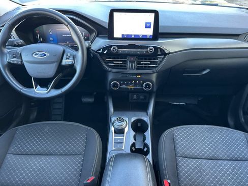 Certified 2024 Ford Escape Active FWD image 3