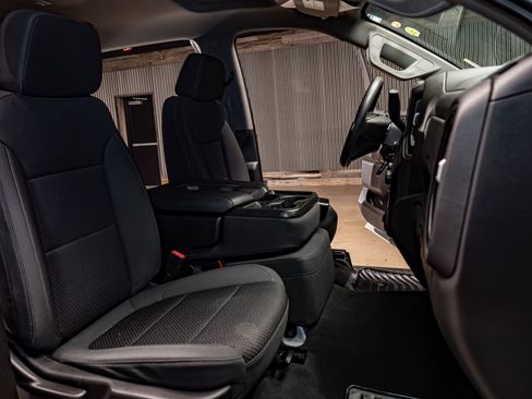 Used 2021 Chevrolet Silverado 1500 Custom Trail Boss image 23