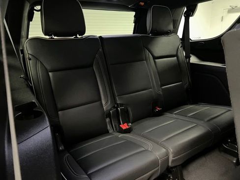 Used 2024 GMC Yukon SLT AWD/4WD image 55