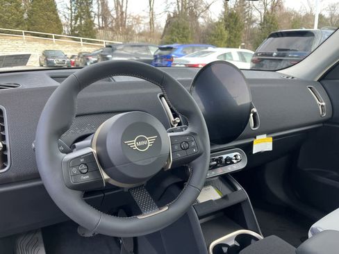 Used 2025 MINI Cooper Countryman S image 12
